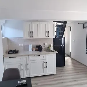 Case de vacanță Casuta Intima, Bucureşti