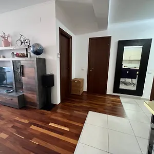 Apartament Clara Baneasa North, Bucureşti