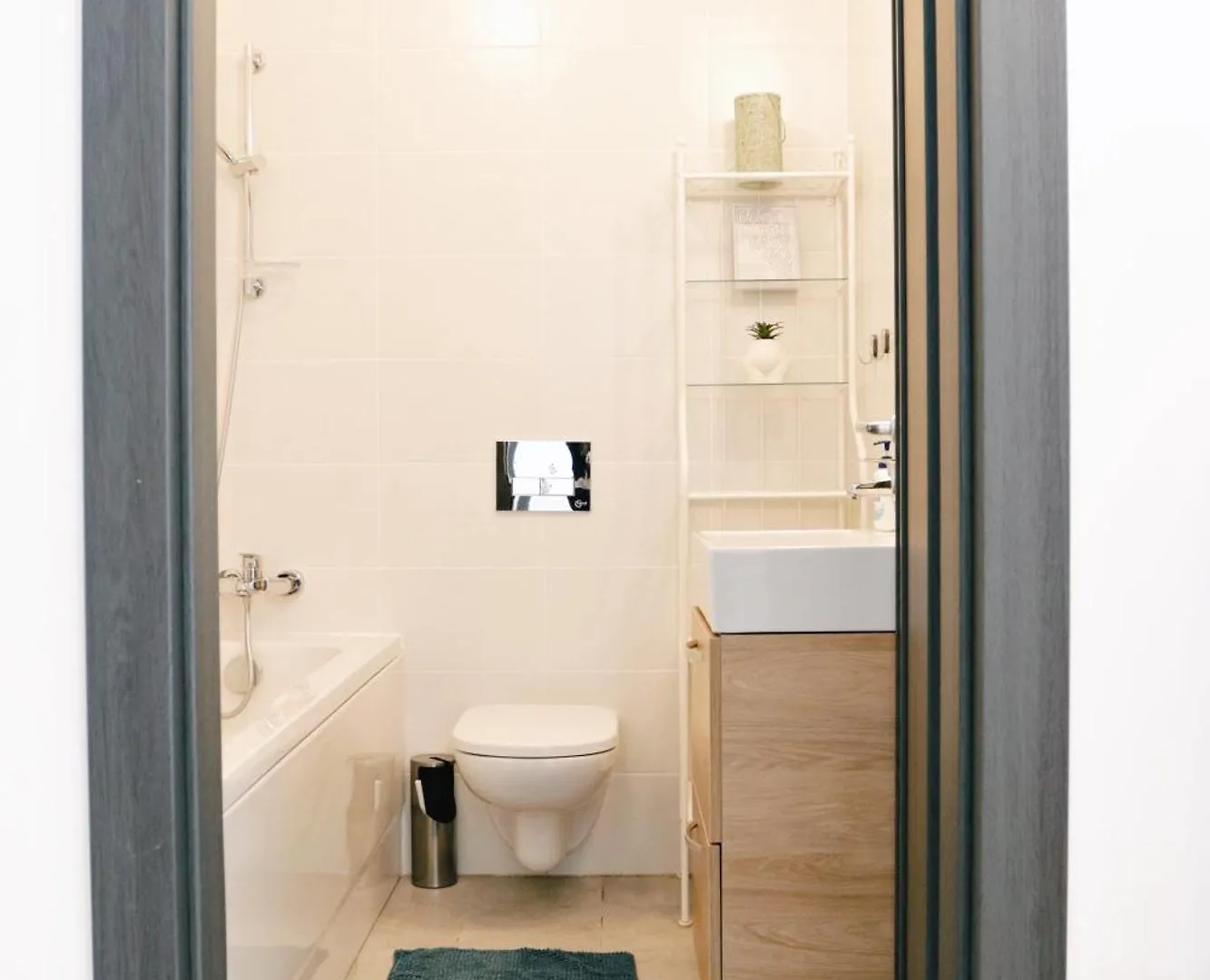 Urban Nest - Luxe Hideaway In Belvedere Bucureşti
