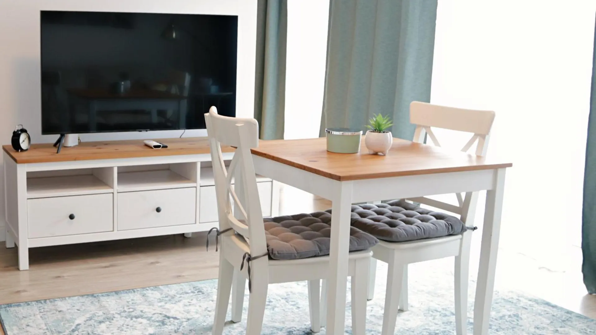 Urban Nest - Luxe Hideaway In Belvedere Bucharest 0*,  Romania